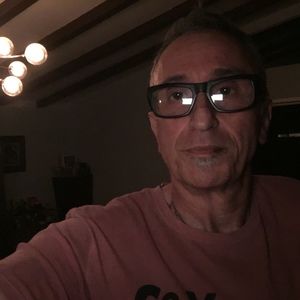 Meet your Posher, Dino